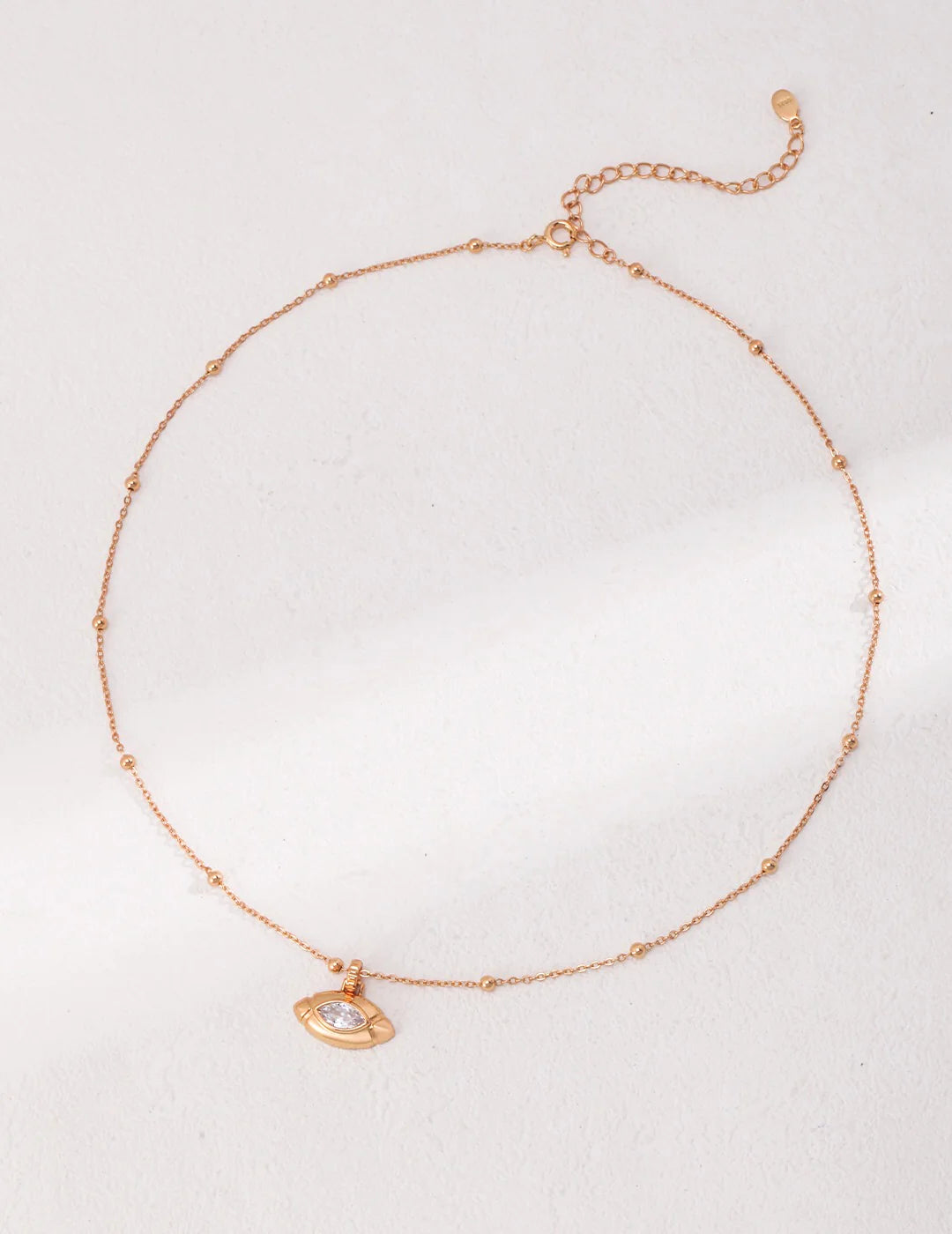 Oval Eyes Zircon Necklace