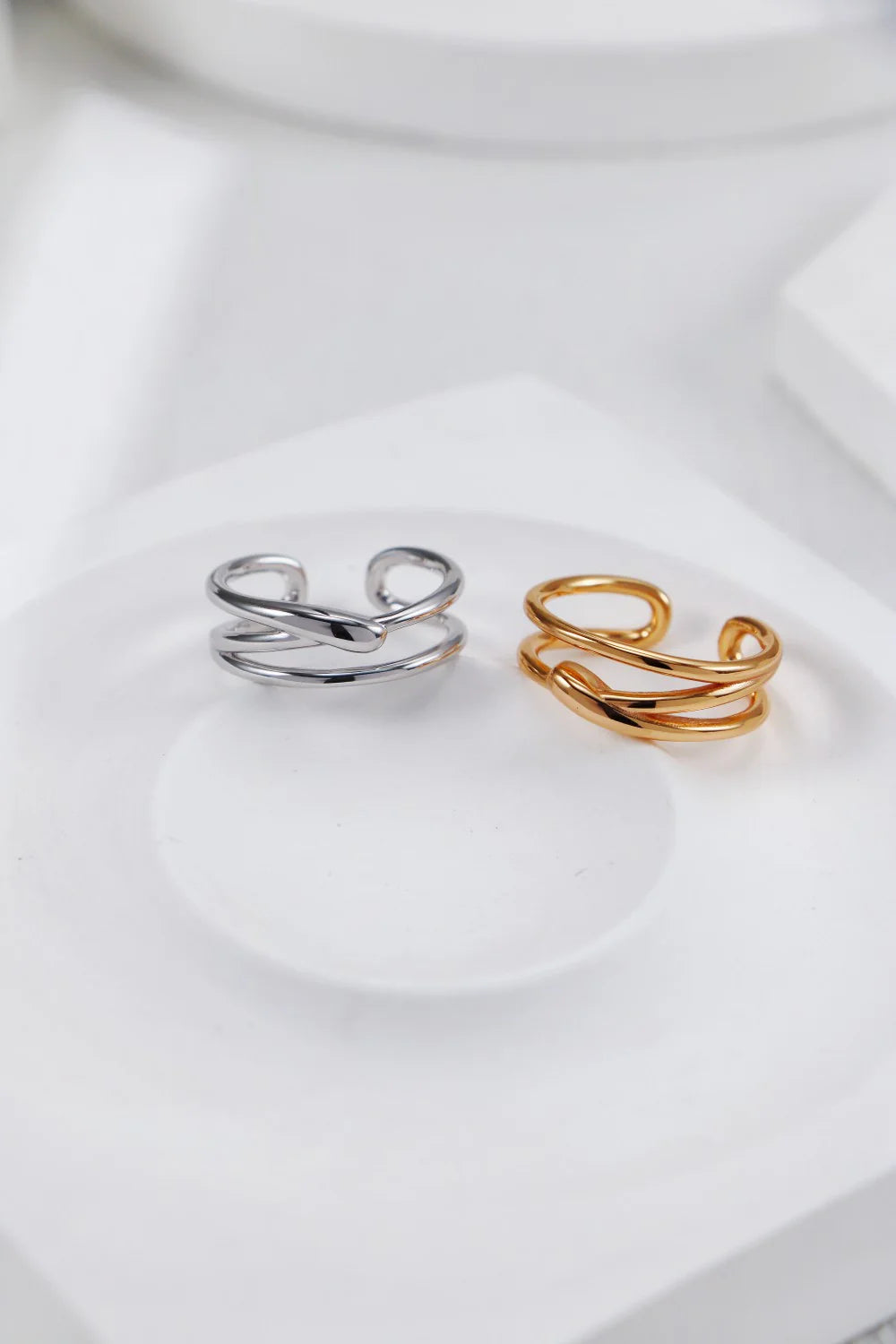Hollowed-Out Line Open Ring